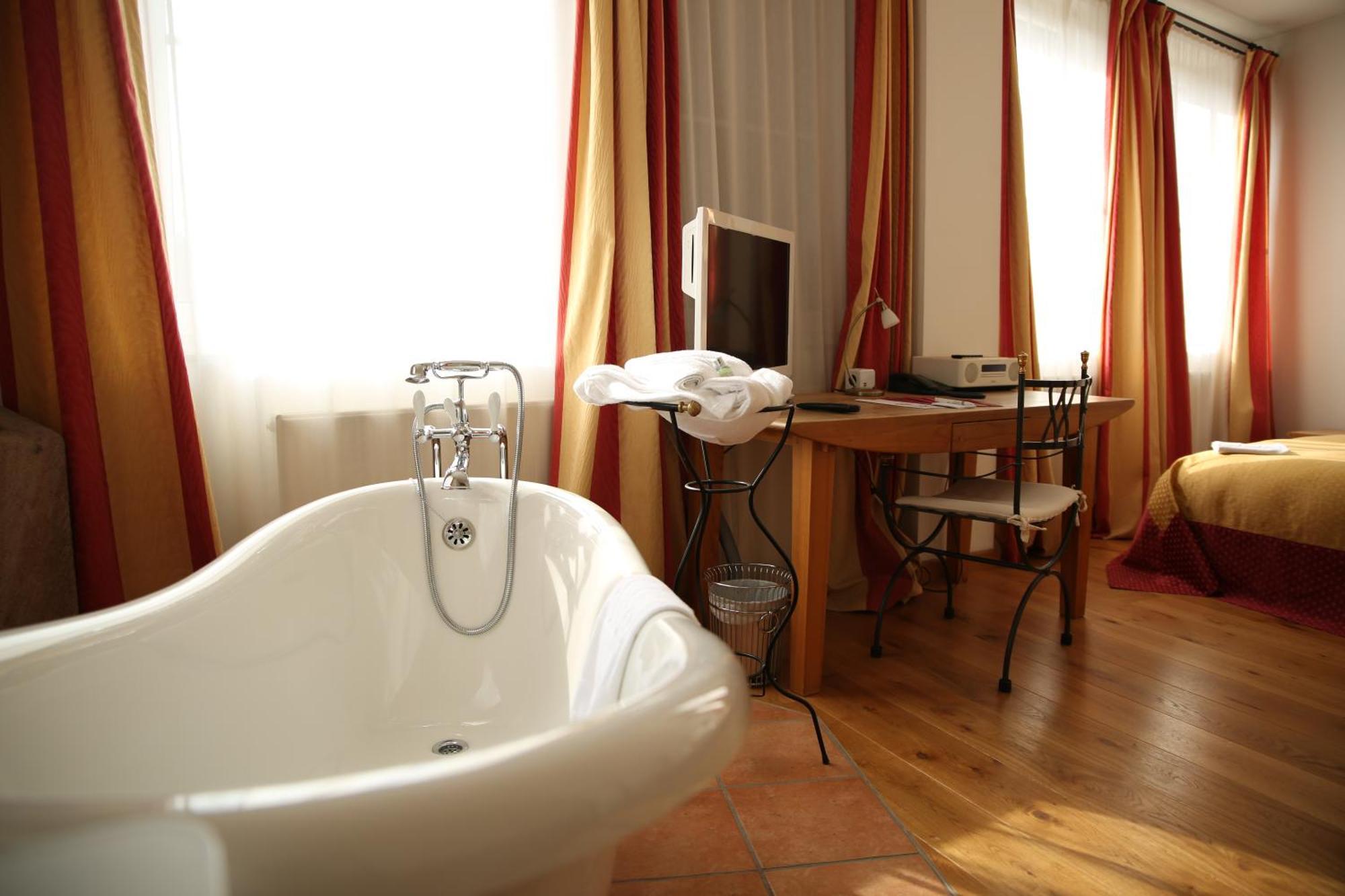 Junior Suite,692815719:JPEG
